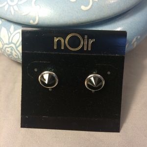 Noir stud earrings. Make an offer.